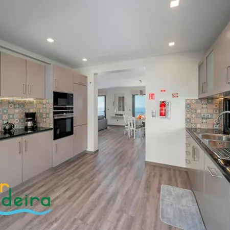 ヴィラ Ourmadeira - Casa Amaro Sunset, Contemporary カリェタ