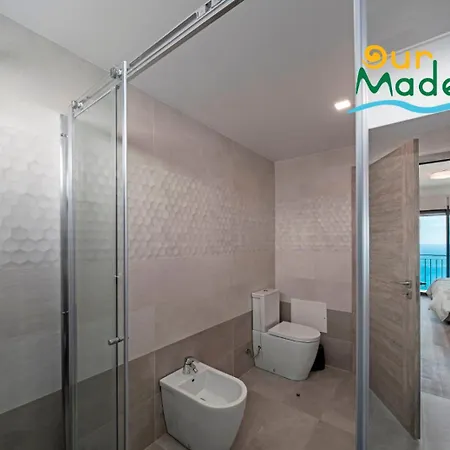 Ourmadeira - Casa Amaro Sunset, Contemporary * Calheta (Madeira)