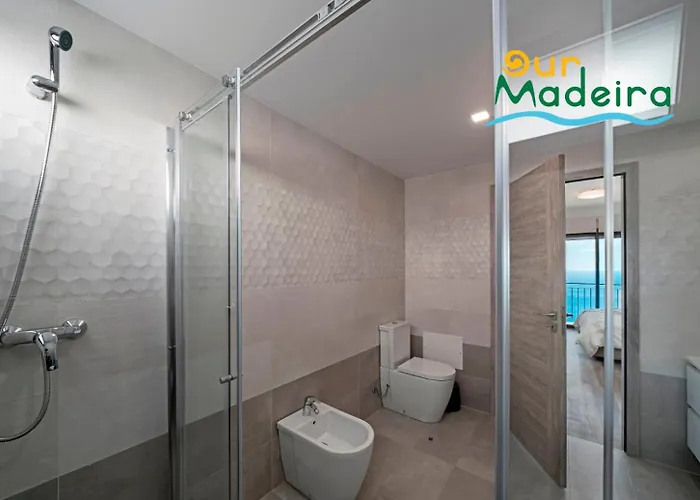 Ourmadeira - Casa Amaro Sunset * Calheta (Madeira)